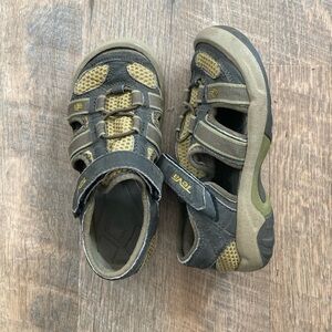 TEVA | Manatee Kids Green & Tan Water Aqua Shoes